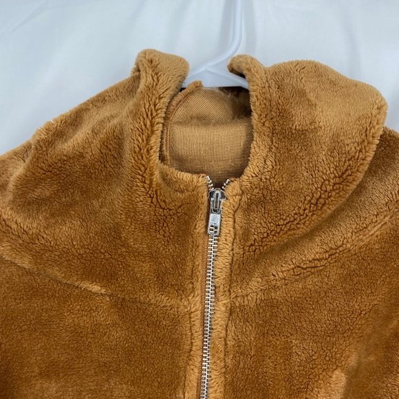 BDG Urban Outfitters Womens Medium Cropped Hoodie Tan Teddy Fleece 1/4 Zip LS - Picture 3 of 10